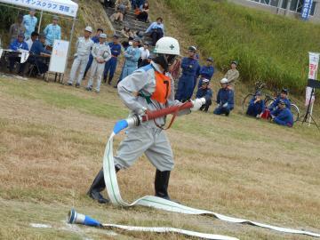 「ポンプ車操法訓練7」(写真)