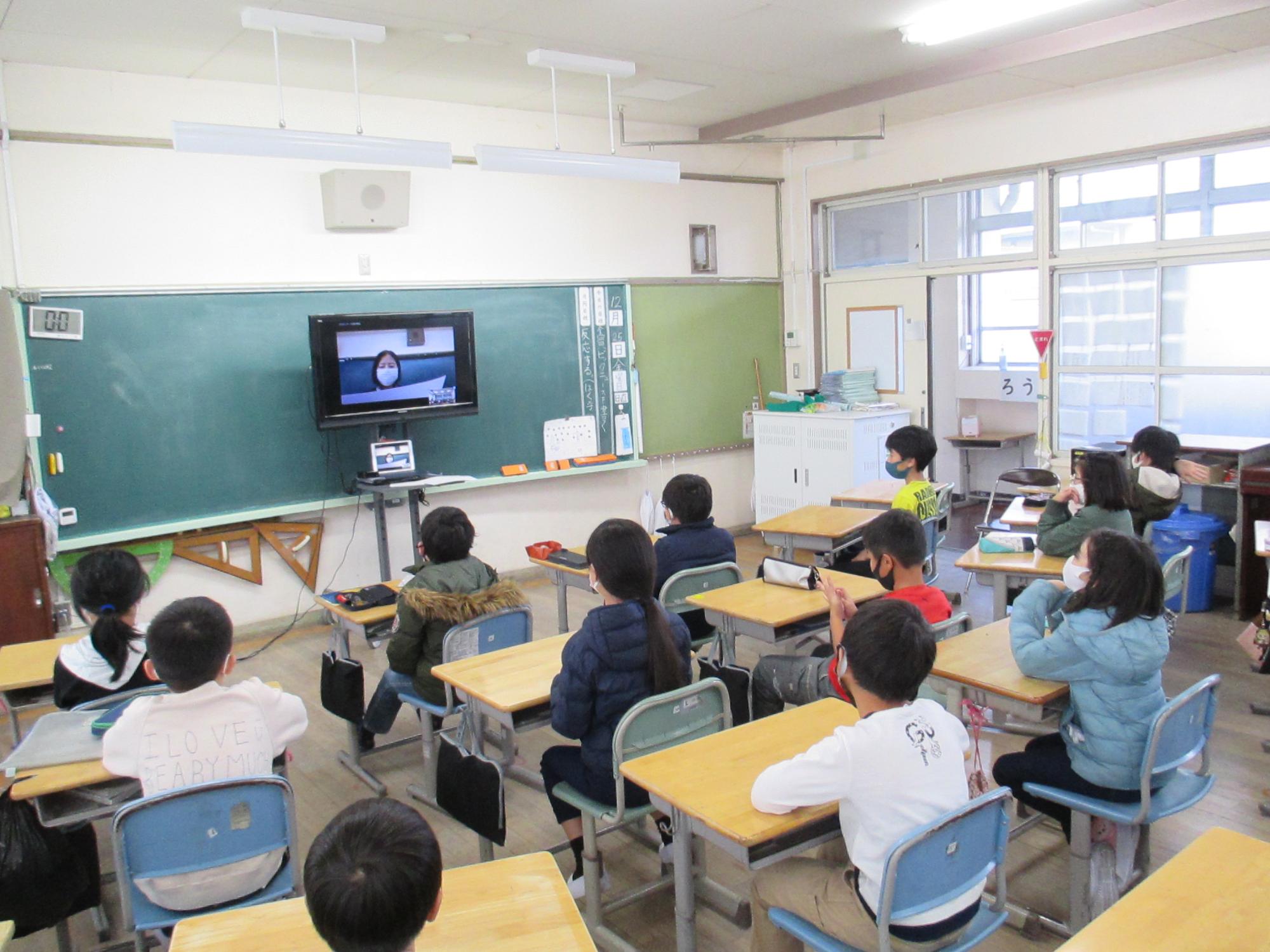 朝会の様子