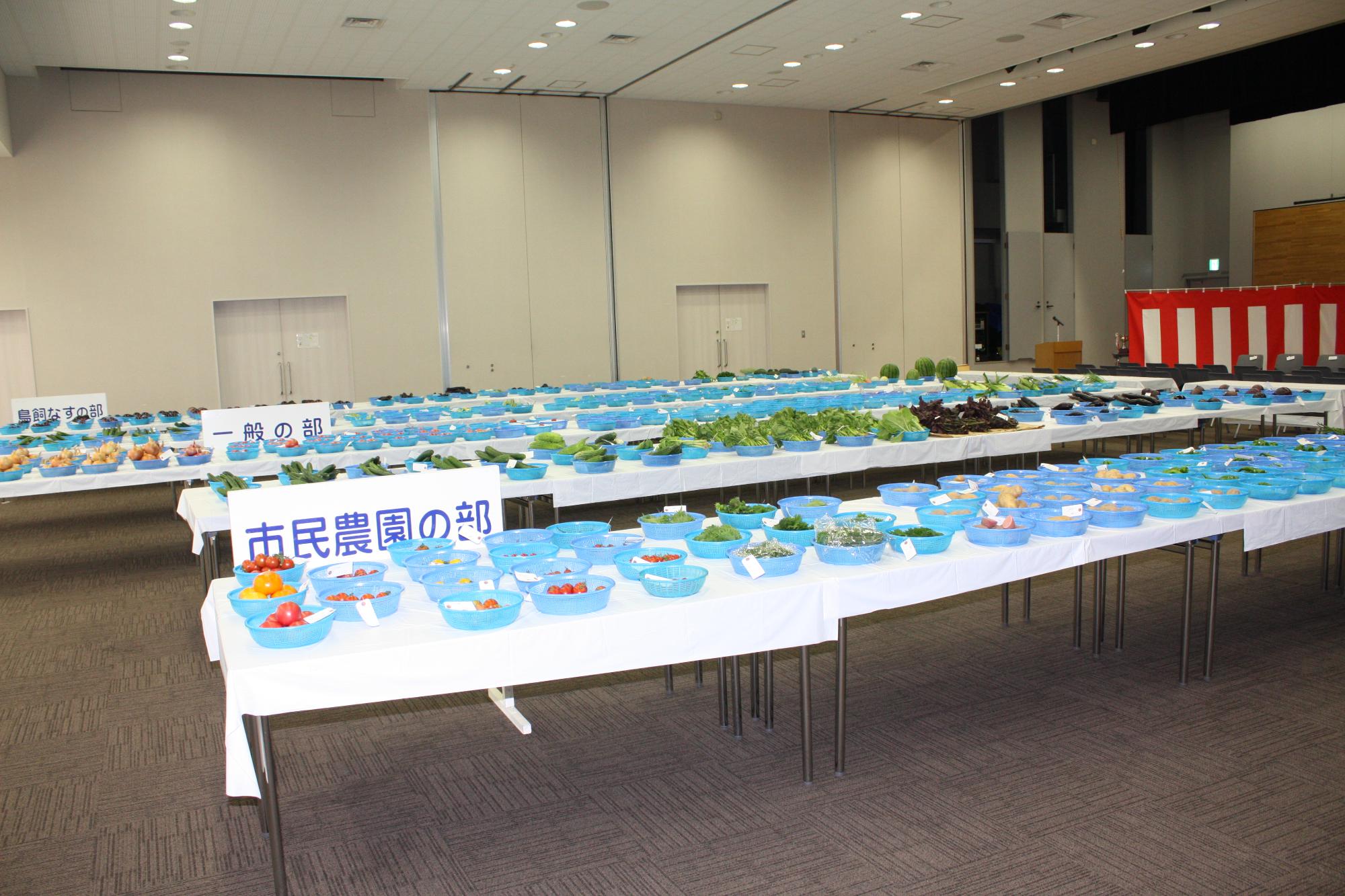 品評会の風景