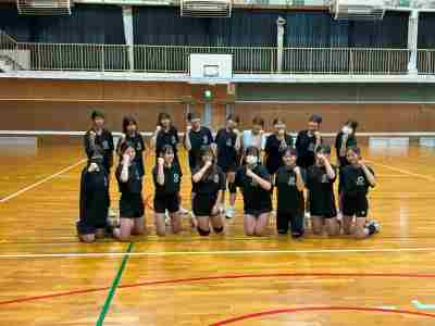 女バレ3